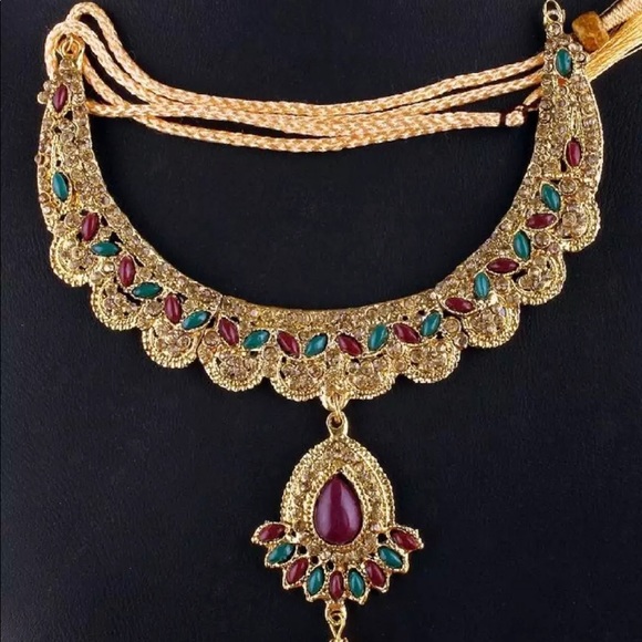 Indian jewelry set